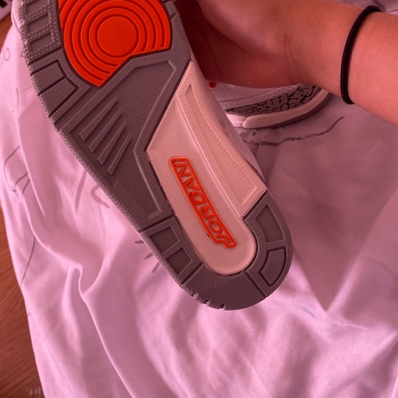 Jordan 3 - Picture 3 of 5